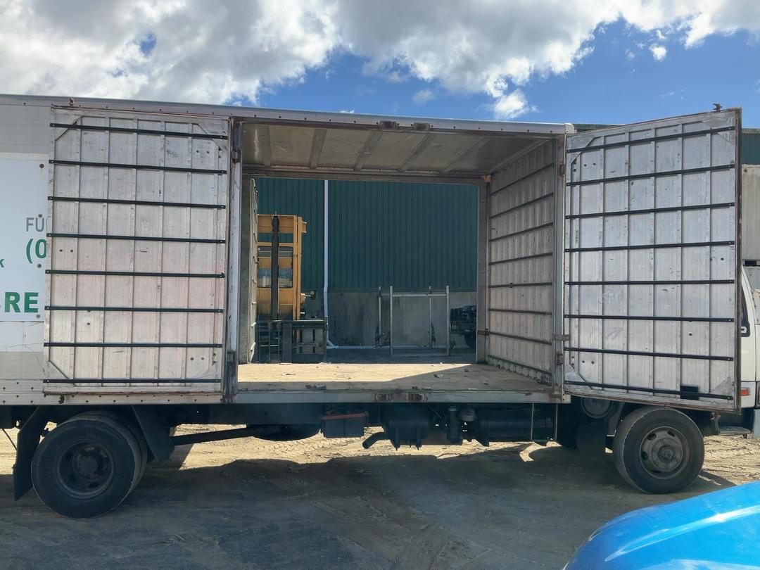 Photo '24' of Hino FD 3HLKA Box Body