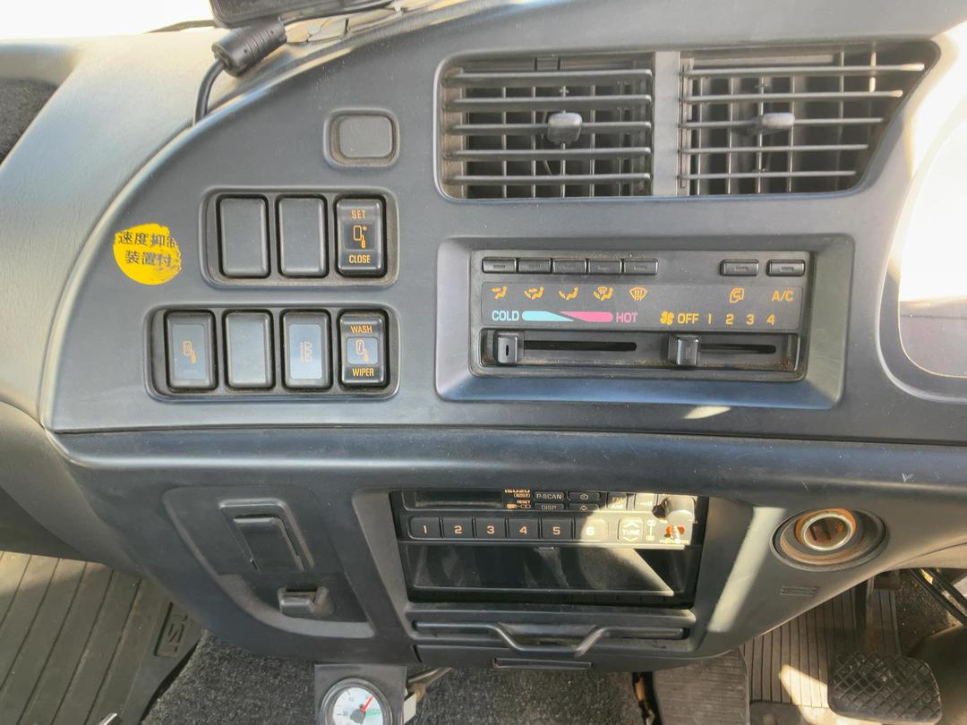 Photo '28' of Isuzu Forward FSR1MF Cab Chassis