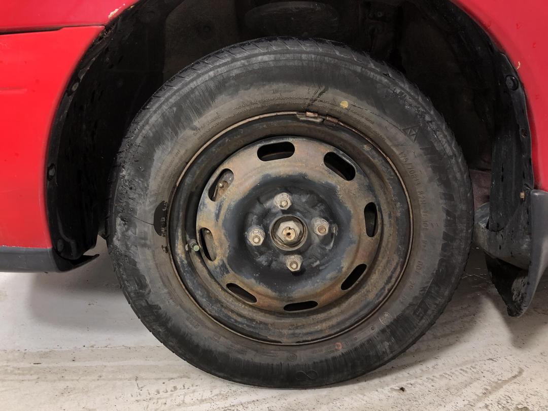 Photo '5' of Mazda Familia