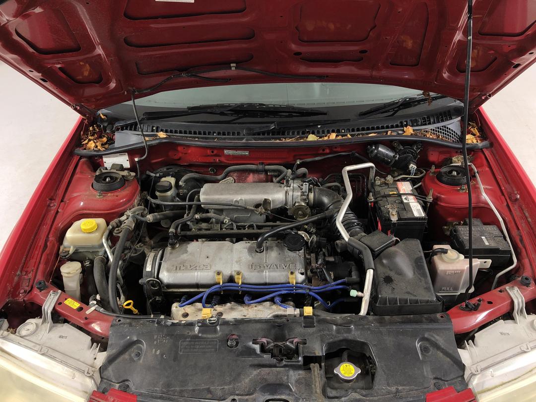 Photo '6' of Mazda Familia