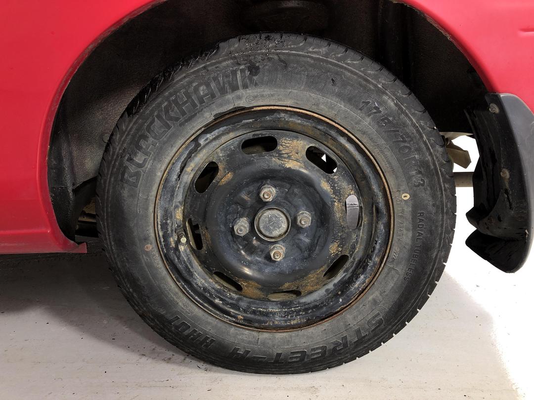 Photo '11' of Mazda Familia