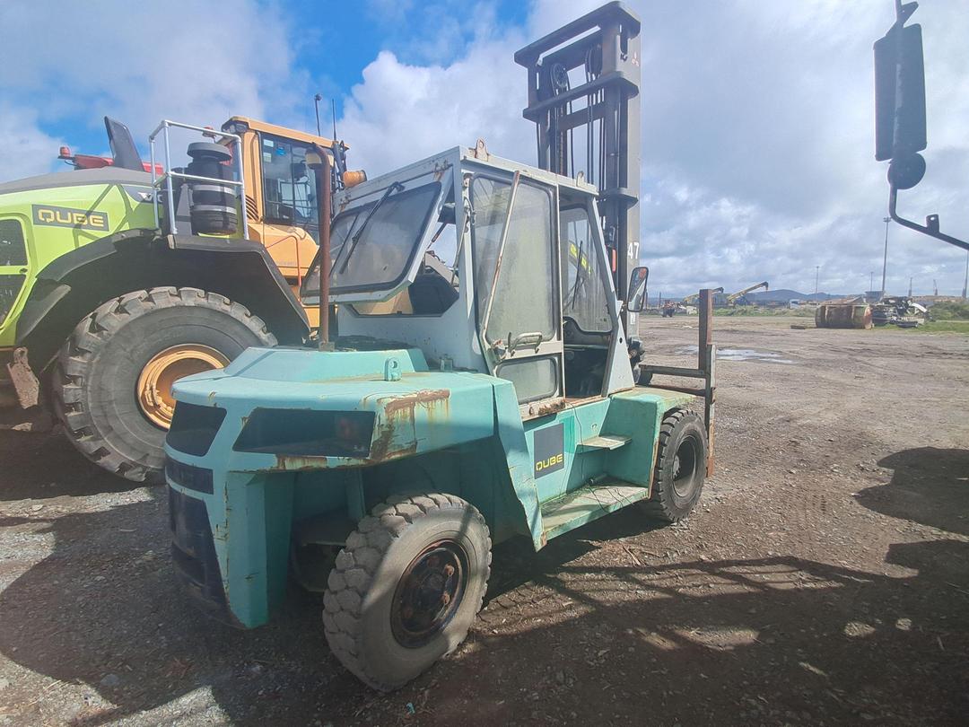 Photo '4' of Mitsubishi FD-70 Forklift