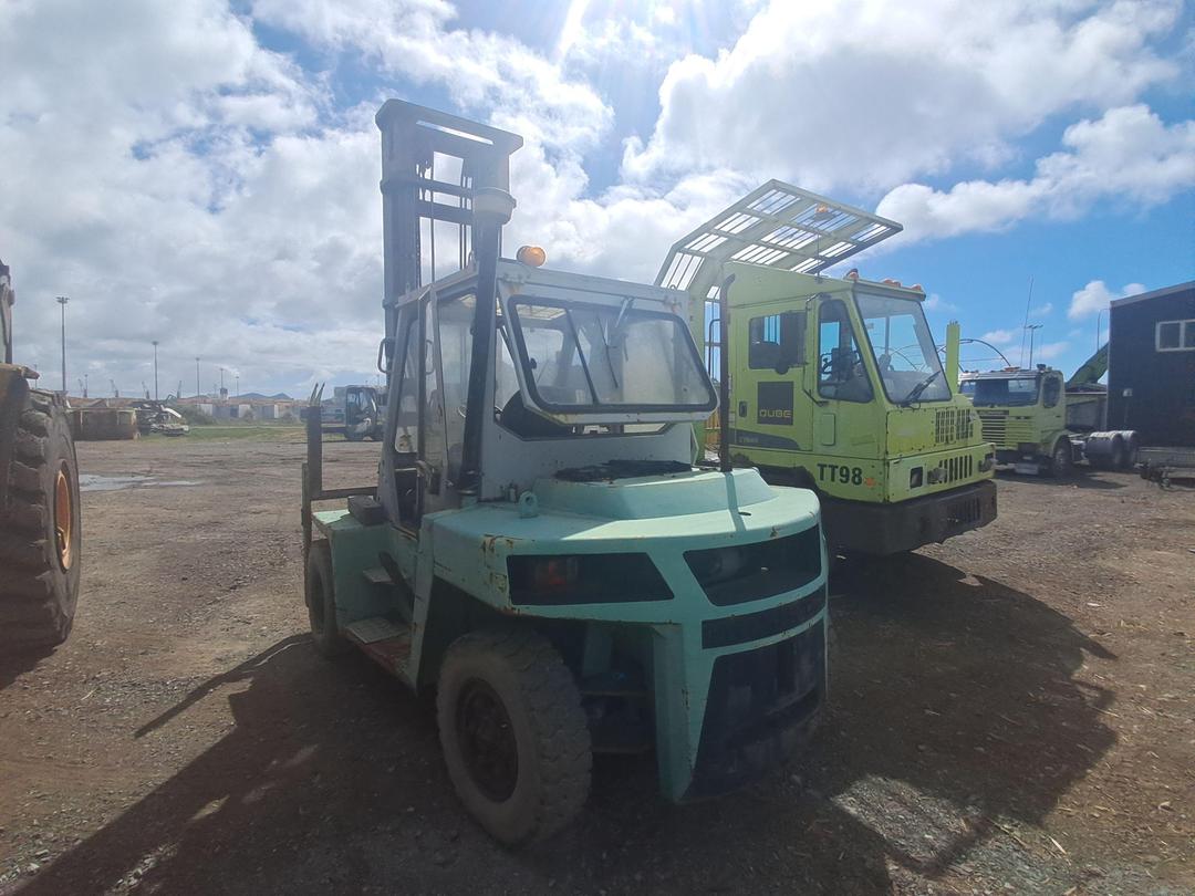 Photo '6' of Mitsubishi Forkhoist FD-70 F203-60340 Forklift