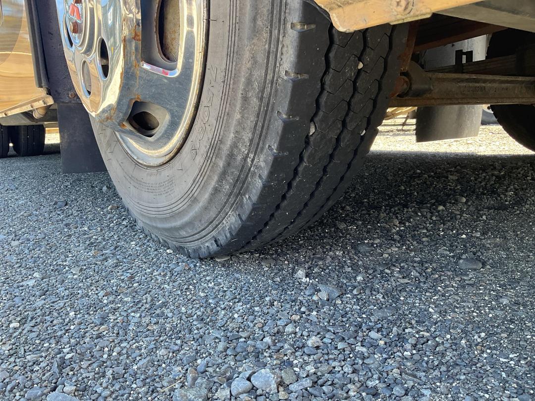 Photo '44' of Mitsubishi Fuso Bus