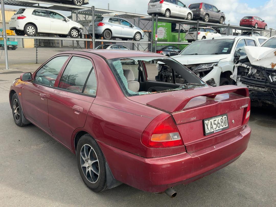 Photo '5' of Mitsubishi Lancer SEI Photo '5' of Mitsubishi Lancer SEI