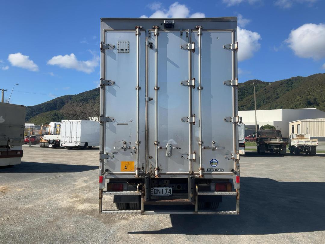 Photo '6' of Nissan Condor Box Body
