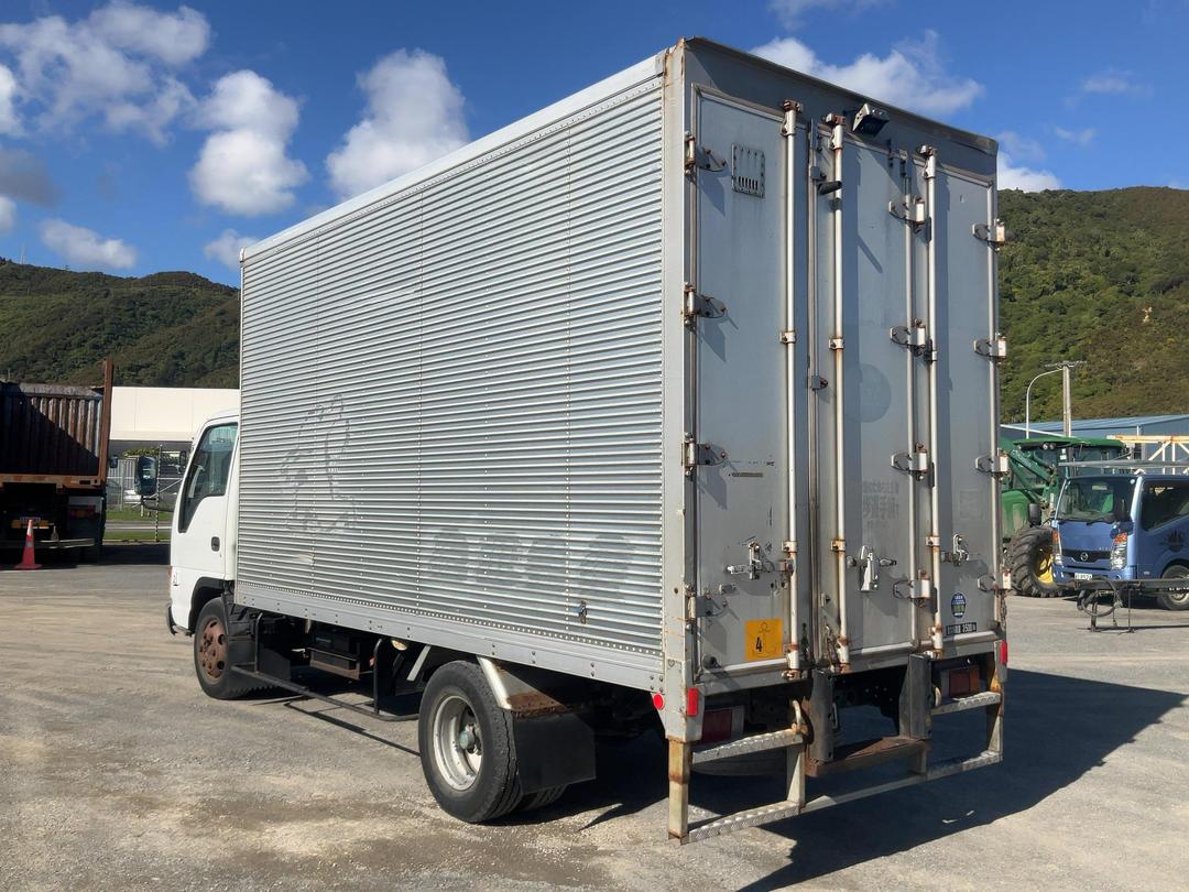Photo '8' of Nissan Condor Box Body