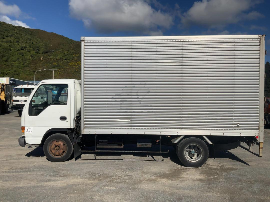Photo '9' of Nissan Condor Box Body