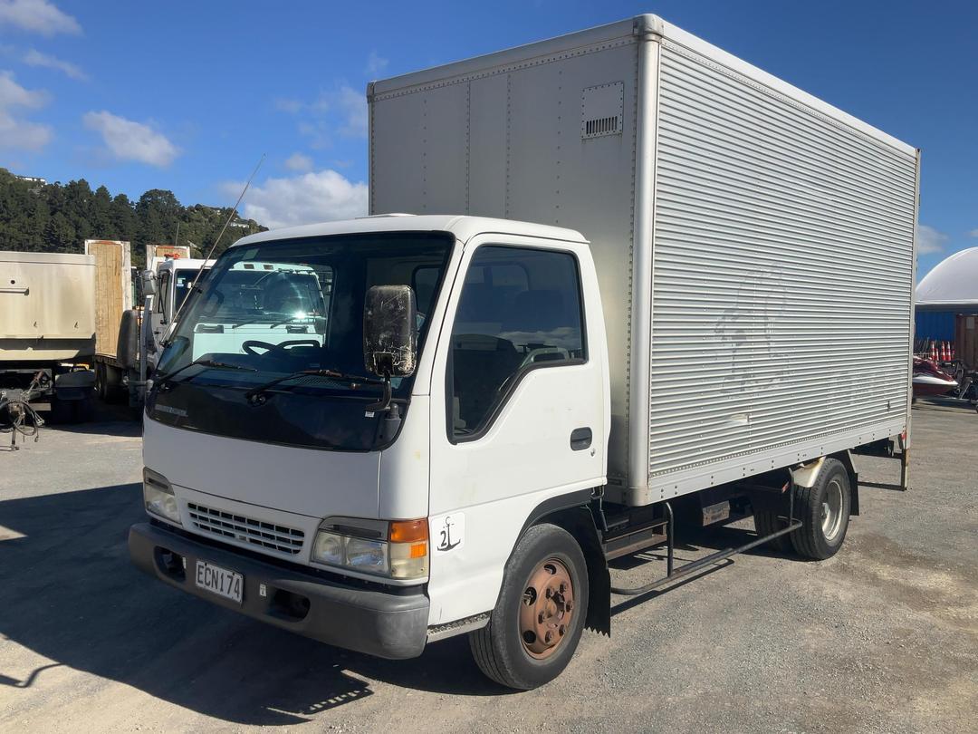 Photo '10' of Nissan Condor Box Body