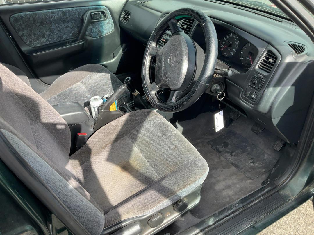 Photo '12' of Nissan Primera GXE