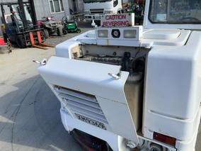 Photo '12' of Tennant 720 Sweeper