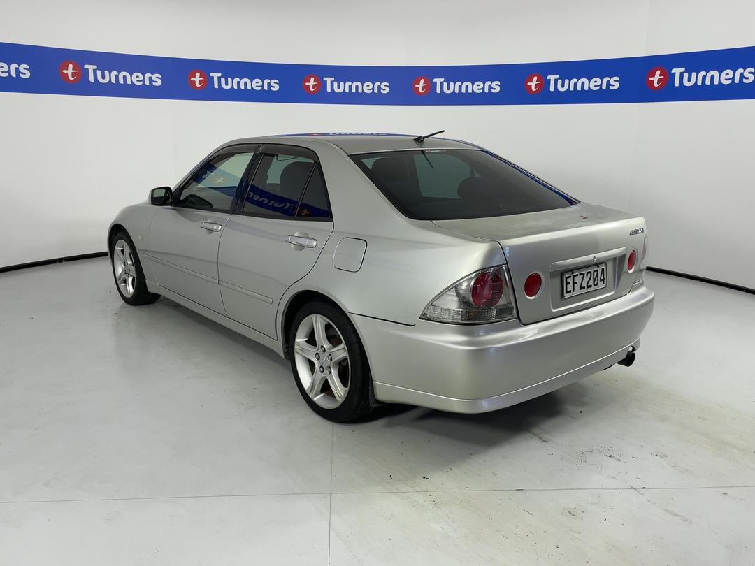 Photo '5' of Toyota Altezza