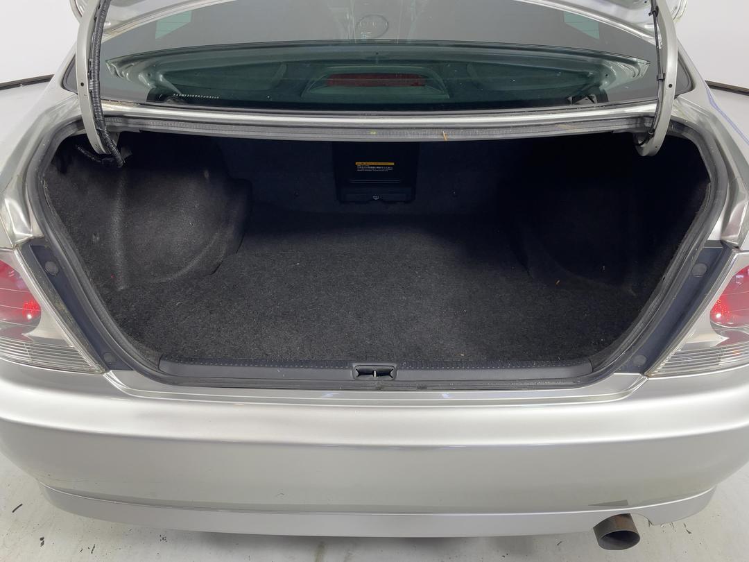 Photo '14' of Toyota Altezza