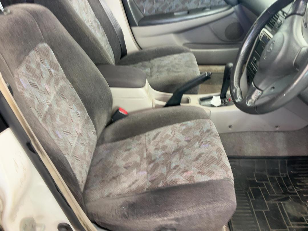 Photo '8' of Toyota Caldina