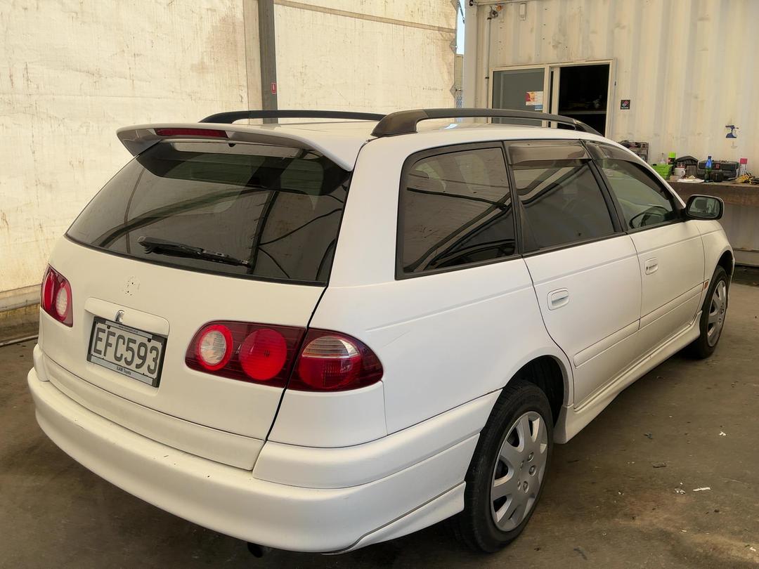 Photo '6' of Toyota Caldina