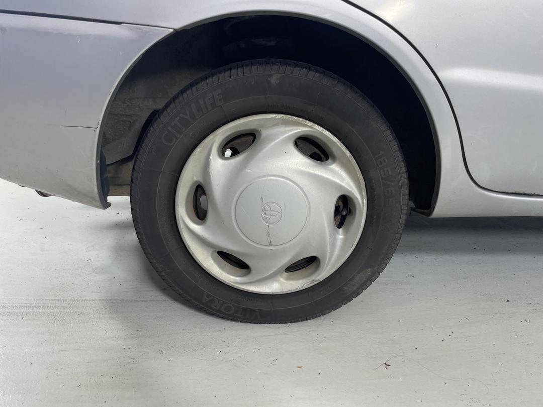 Photo '12' of Toyota Corolla