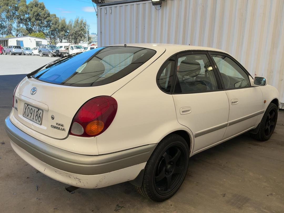 Photo '3' of Toyota Corolla