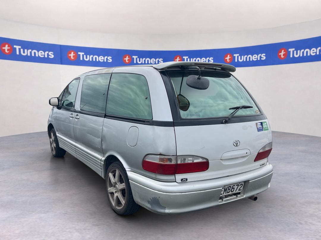 Photo '7' of Toyota Estima Emina