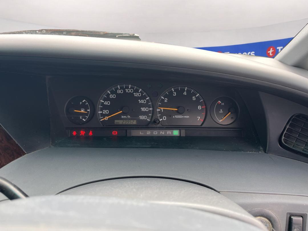 Photo '12' of Toyota Estima Emina