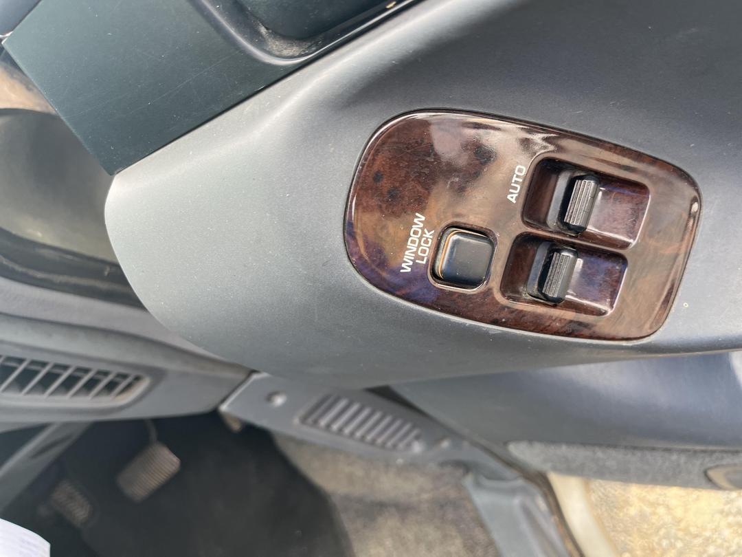 Photo '18' of Toyota Estima Emina