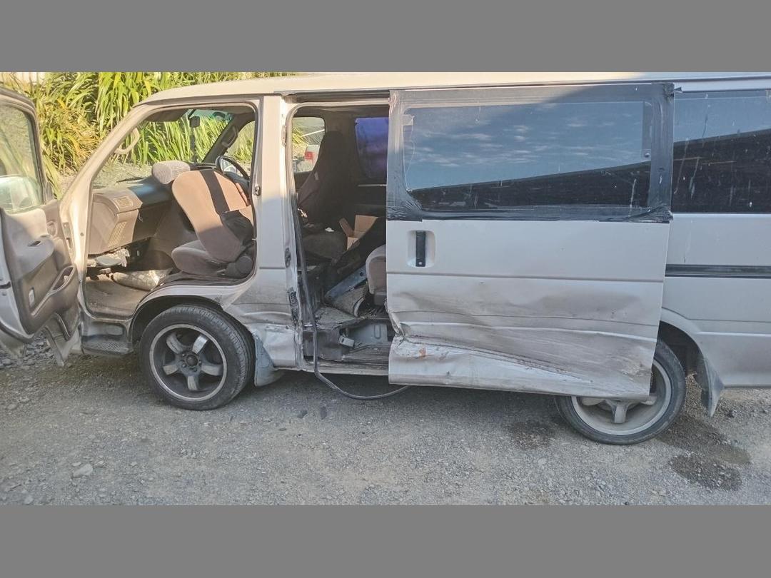 Photo '4' of Toyota Hiace Super Custom Photo '4' of Toyota Hiace Super Custom