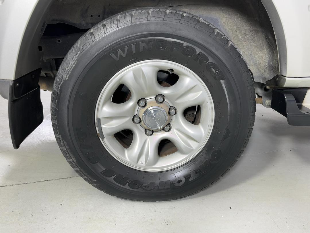 Photo '12' of Toyota Landcruiser Prado