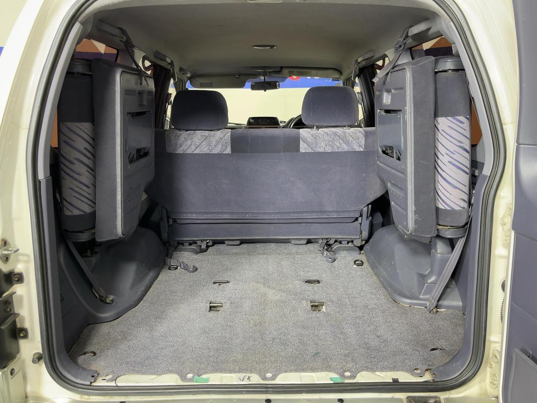 Photo '27' of Toyota Landcruiser Prado