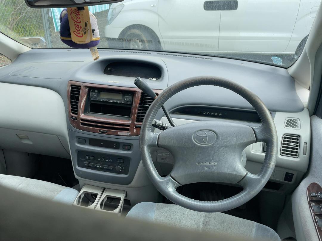 Photo '15' of Toyota Nadia Photo '15' of Toyota Nadia