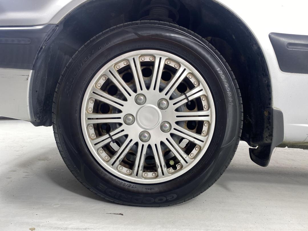 Photo '10' of Toyota Sprinter