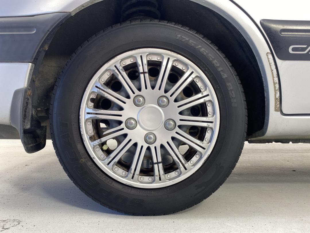 Photo '12' of Toyota Sprinter