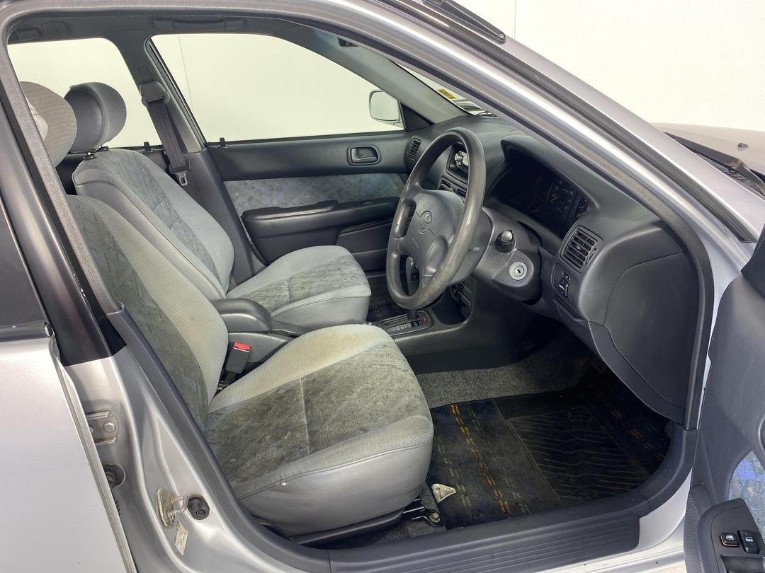 Photo '16' of Toyota Sprinter