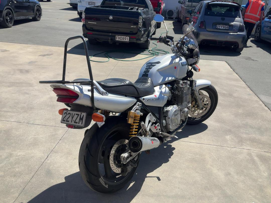 Photo '3' of Yamaha XJR 1300