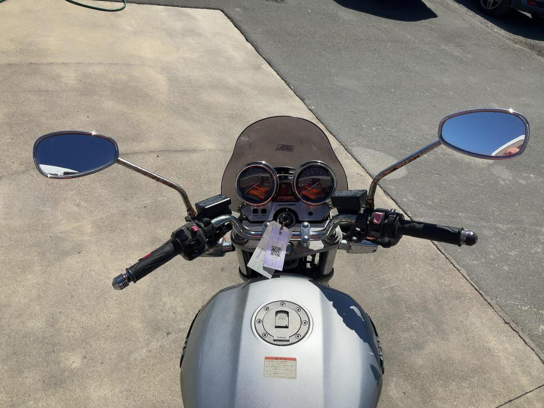 Photo '14' of Yamaha XJR 1300
