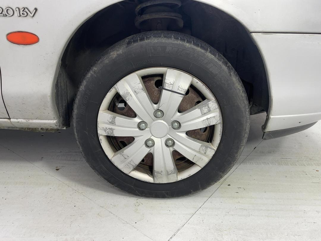 Photo '7' of Ford Mondeo LX Photo '7' of Ford Mondeo LX