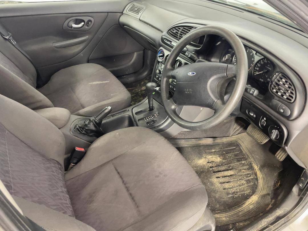 Photo '14' of Ford Mondeo LX Photo '14' of Ford Mondeo LX
