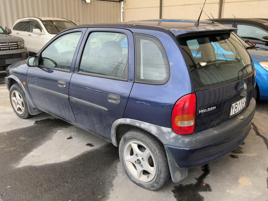 Photo '5' of Holden Barina Swing Photo '5' of Holden Barina Swing