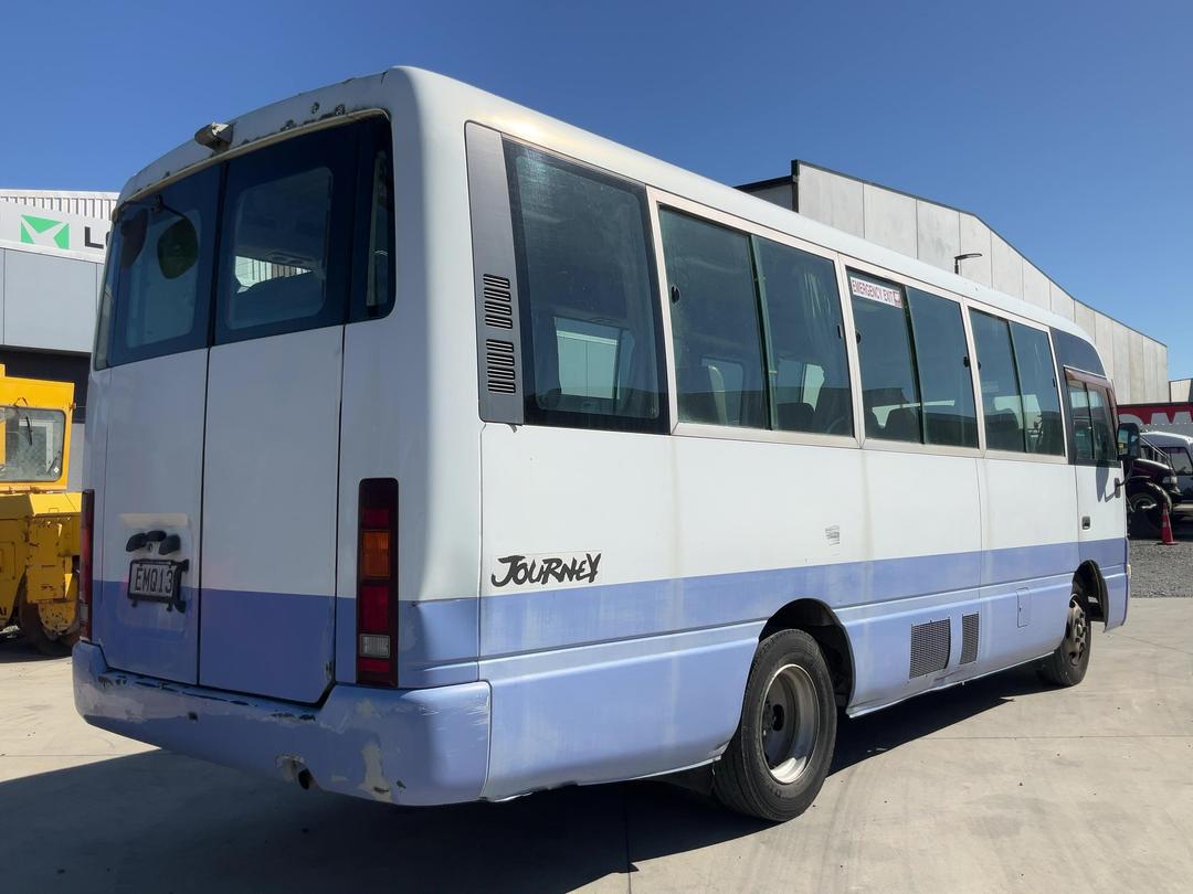 Photo '3' of Isuzu Journey SBHW41 Bus