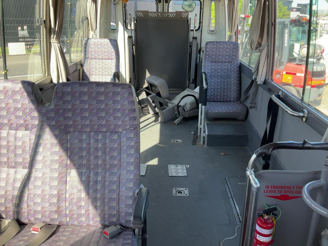 Photo '15' of Isuzu Journey SBHW41 Bus