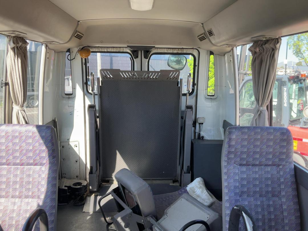 Photo '17' of Isuzu Journey SBHW41 Bus