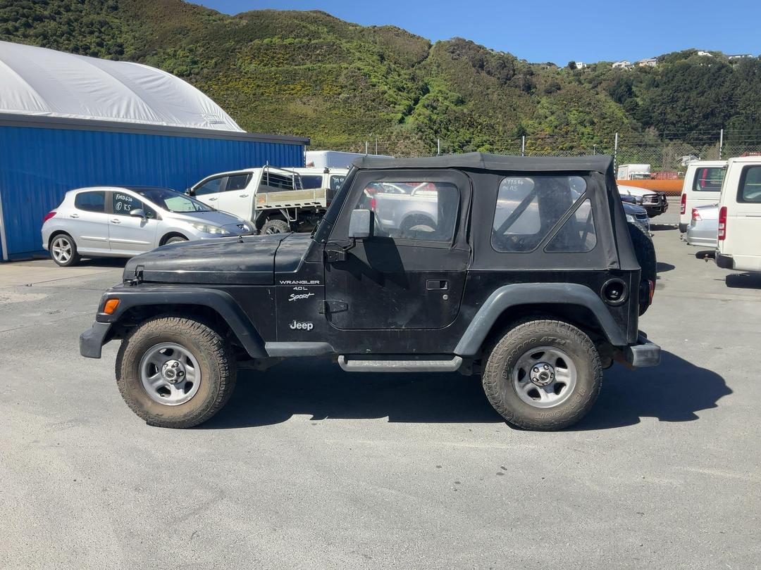 Photo '5' of Jeep Wrangler Photo '5' of Jeep Wrangler