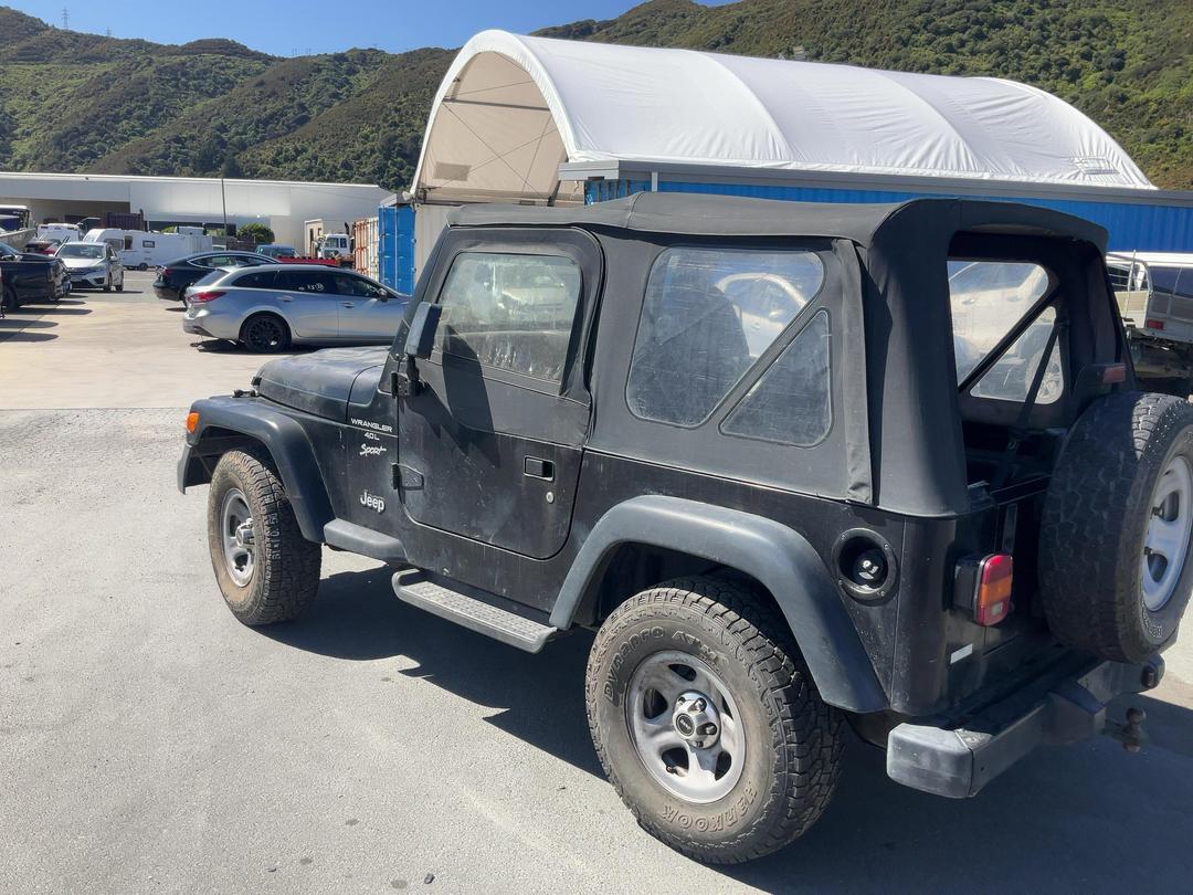 Photo '6' of Jeep Wrangler Photo '6' of Jeep Wrangler