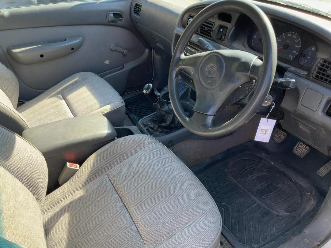 Photo '25' of Mazda Bounty DBL CAB W/S DE