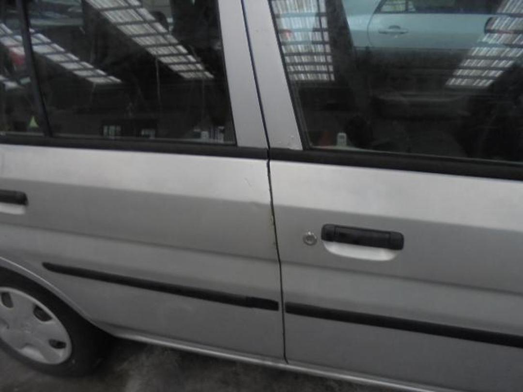Photo '8' of Mazda Demio Photo '8' of Mazda Demio