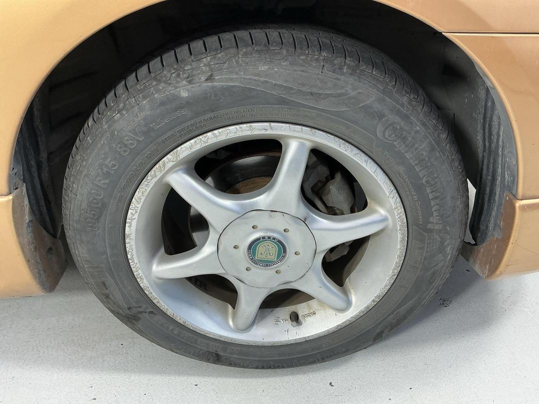 Photo '7' of Mazda Premacy