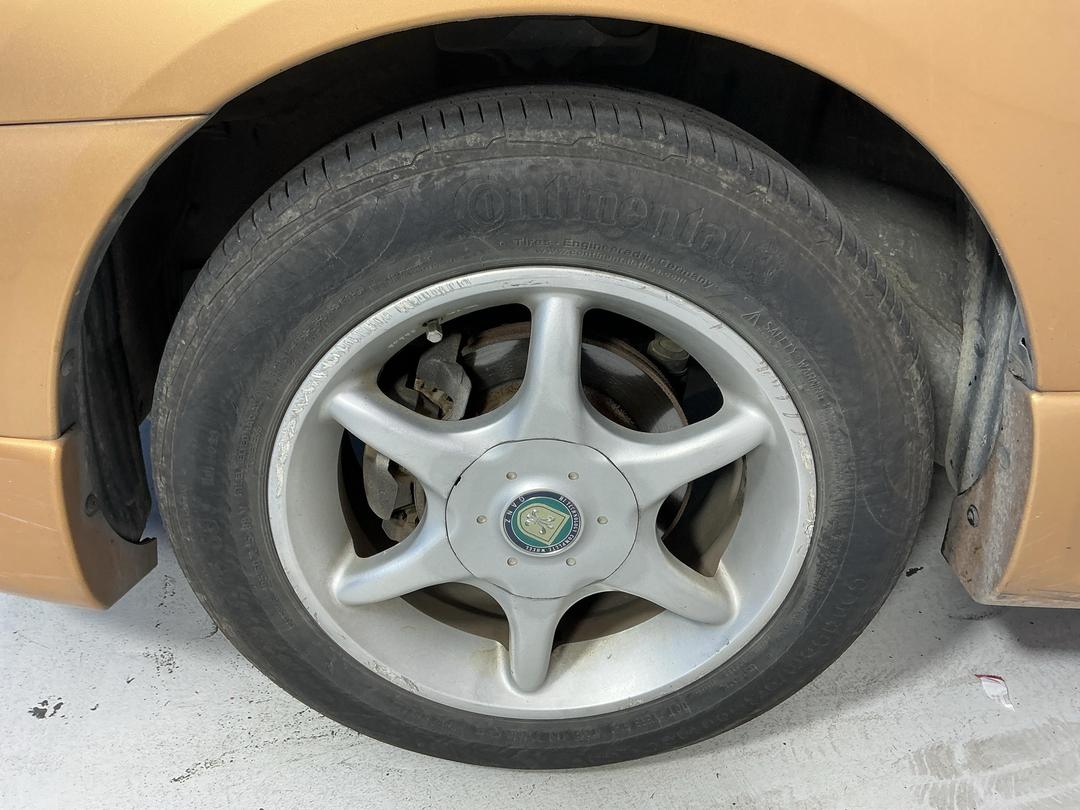 Photo '8' of Mazda Premacy