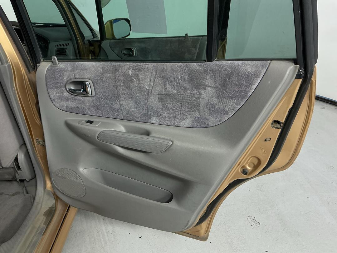 Photo '17' of Mazda Premacy