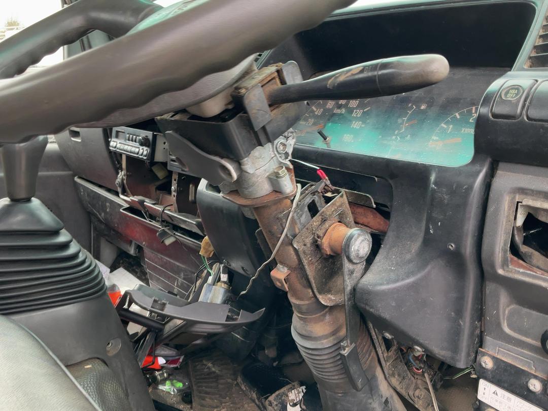 Photo '5' of Nissan Atlas Flat Deck