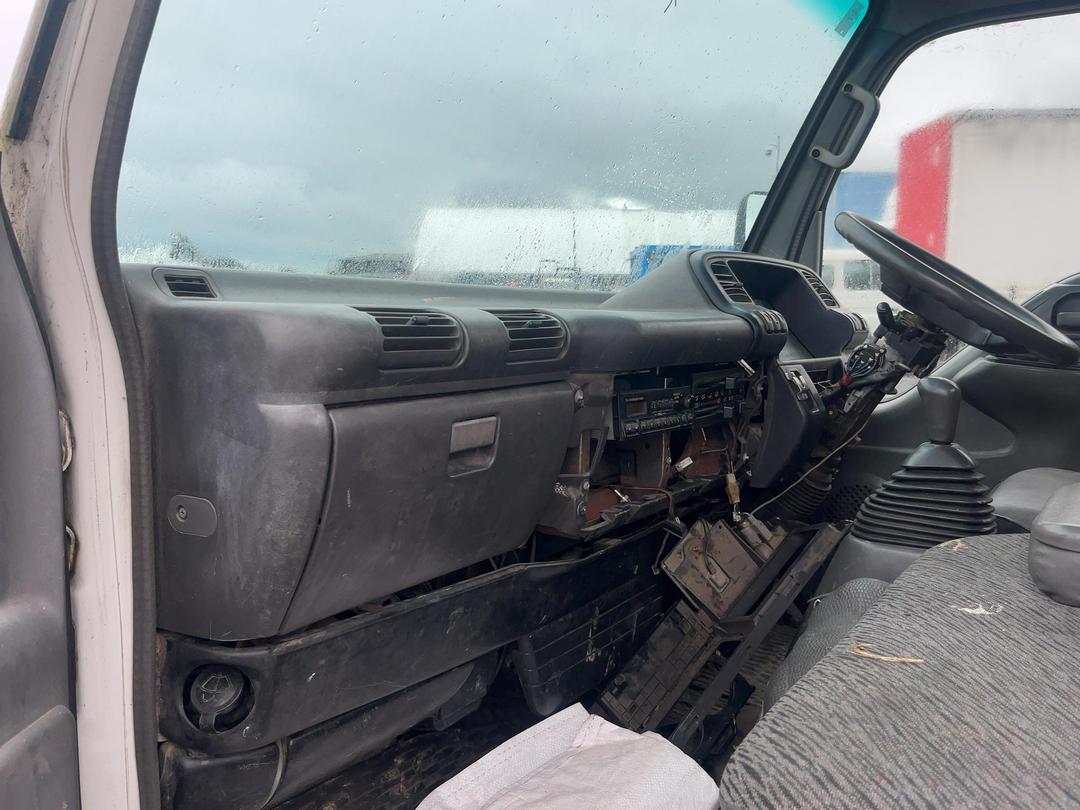 Photo '21' of Nissan Atlas Flat Deck