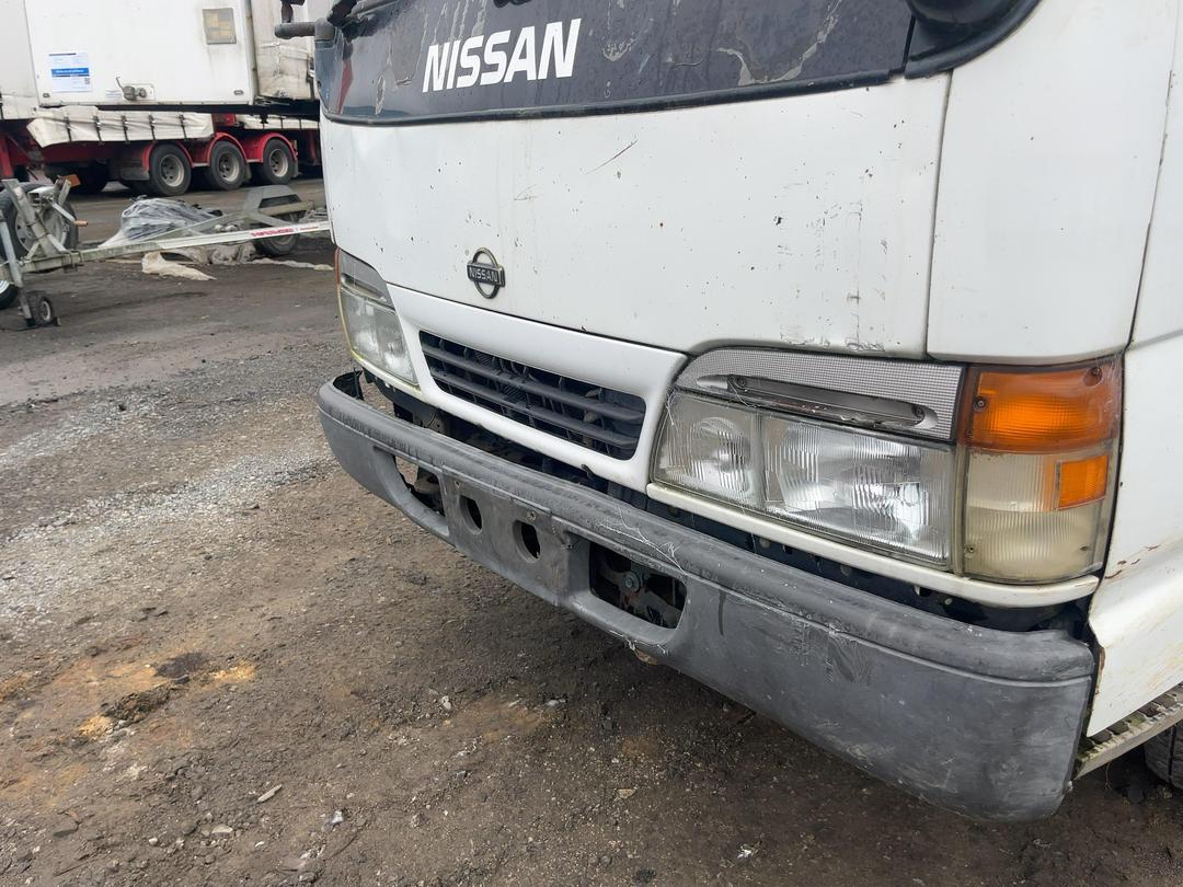 Photo '28' of Nissan Atlas Flat Deck