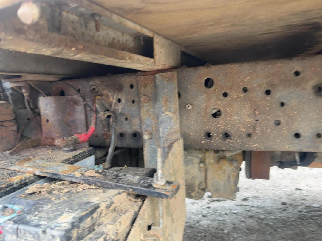 Photo '31' of Nissan Atlas Flat Deck